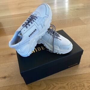 Hide & Jack Unisex Plain Logo Streetstyle Sneakers in White